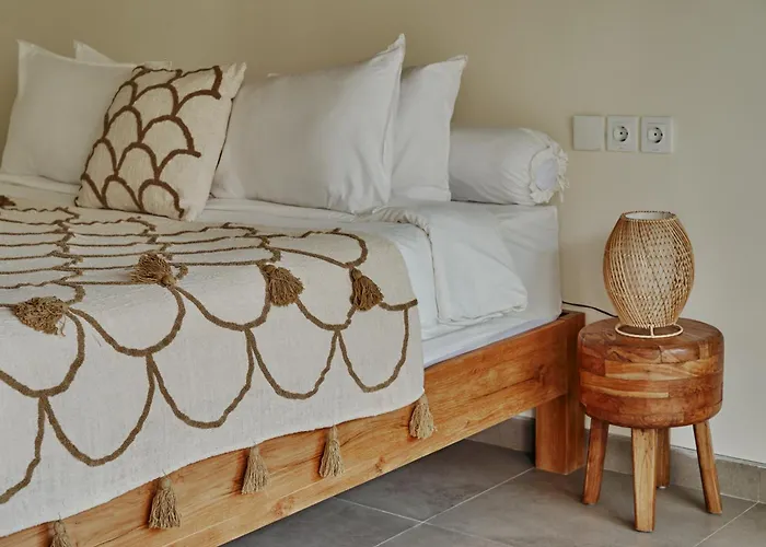 New La Crema - Designer 3br